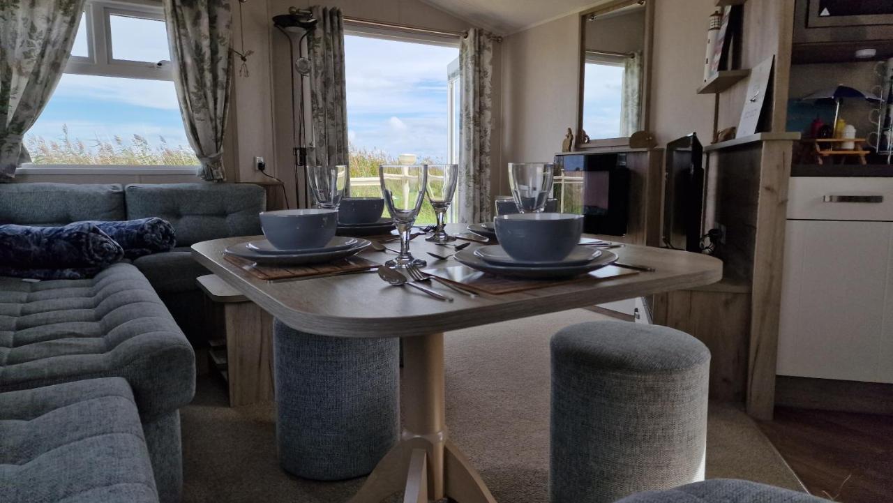 Seaside Heaven - Southerness Caravan Rental Mainsriddle Exterior photo